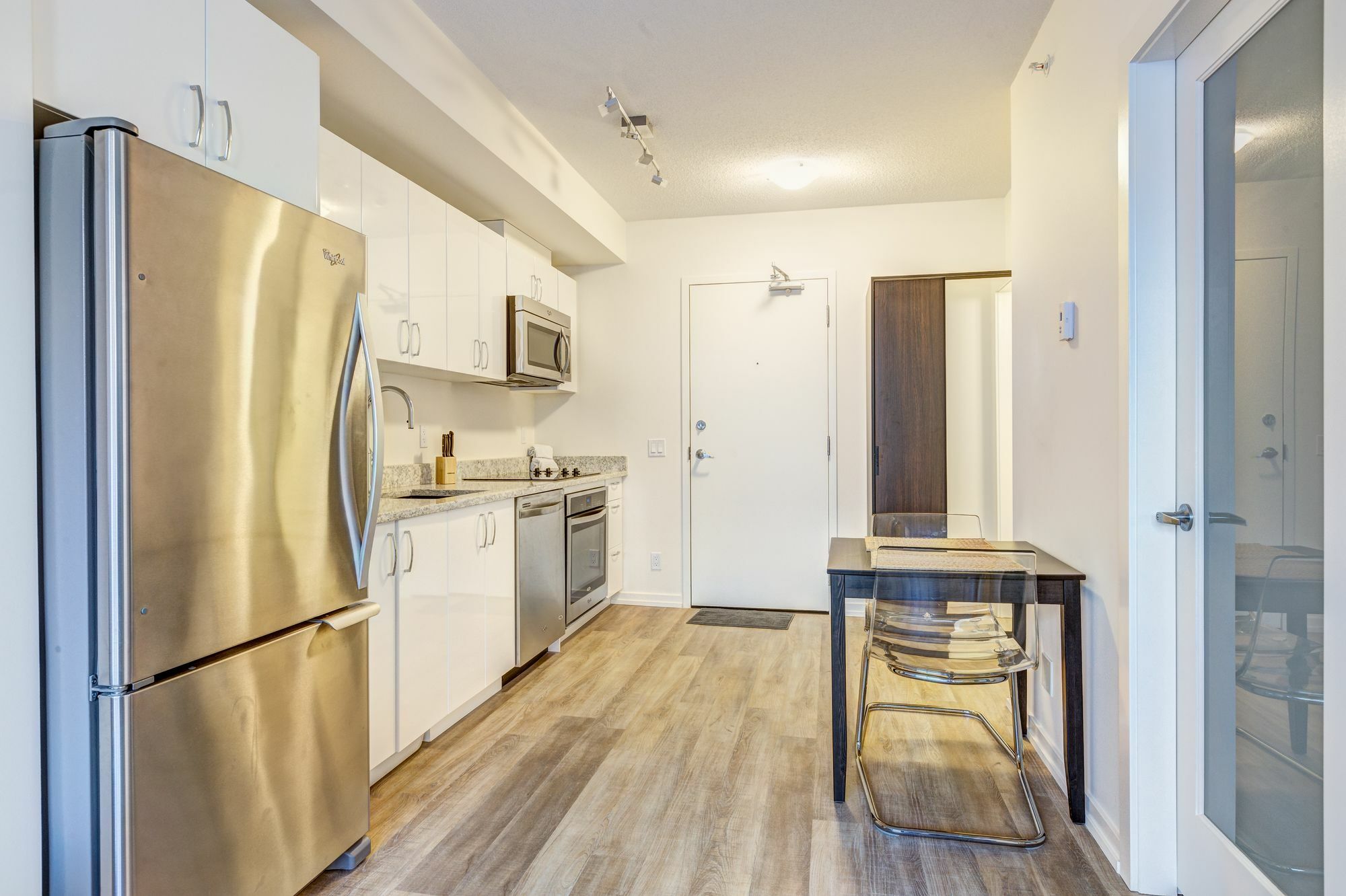 Suite Digs N3 Calgary Luaran gambar